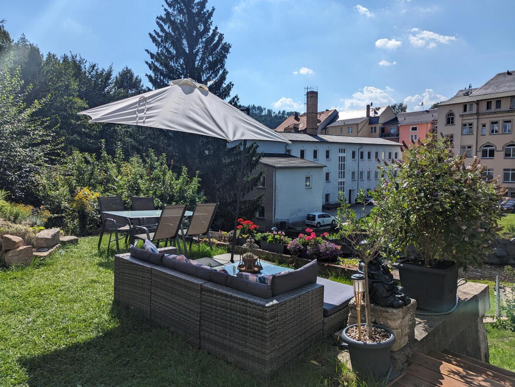 Zi2 - Urlaubsmagie - Whirlpool, Sauna Und Garten Apartment Sebnitz Exterior photo